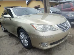 Lexus ES 350 2012 Gold