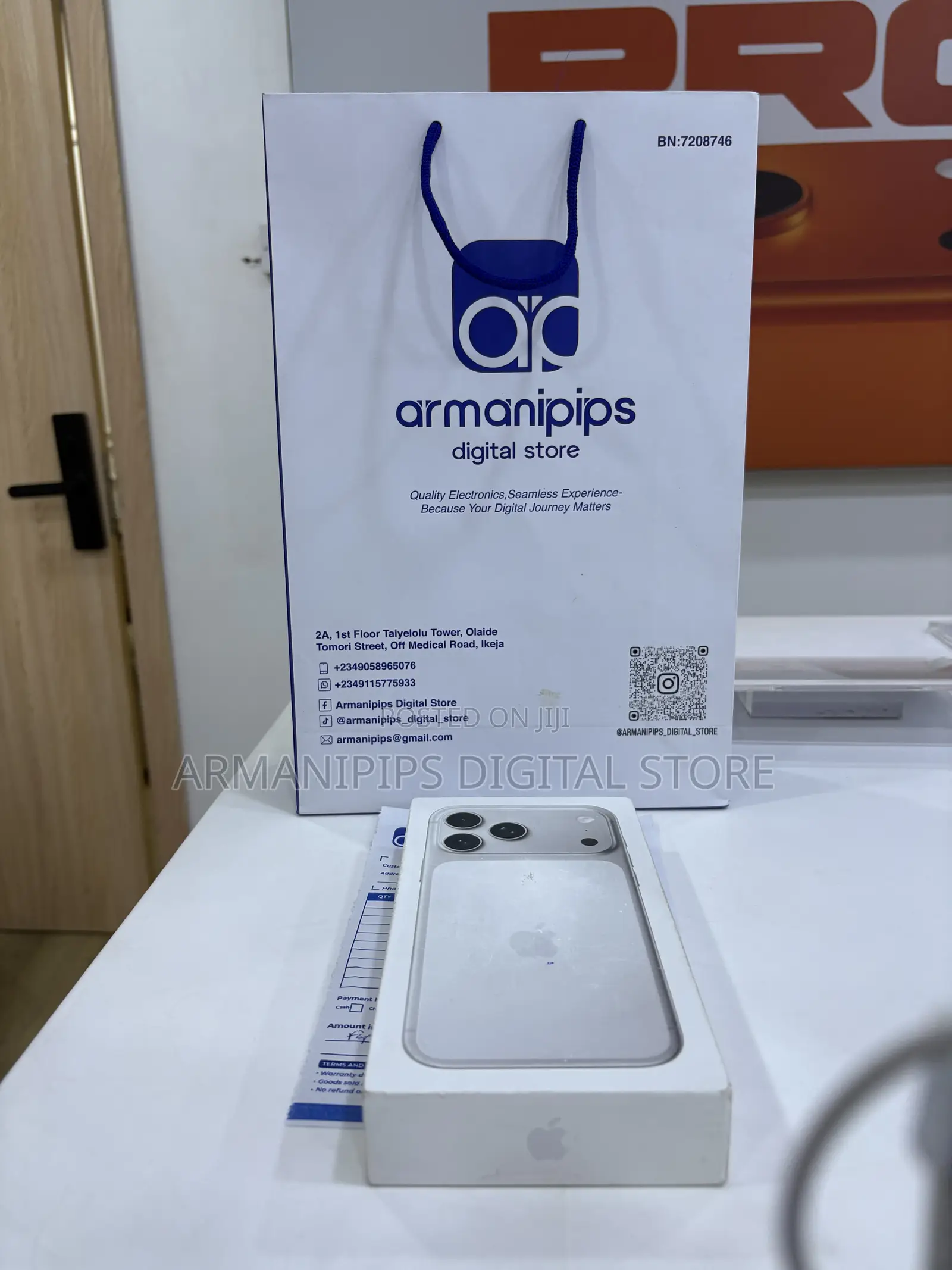 New Apple iPhone 17 Pro Max 1 TB Silver