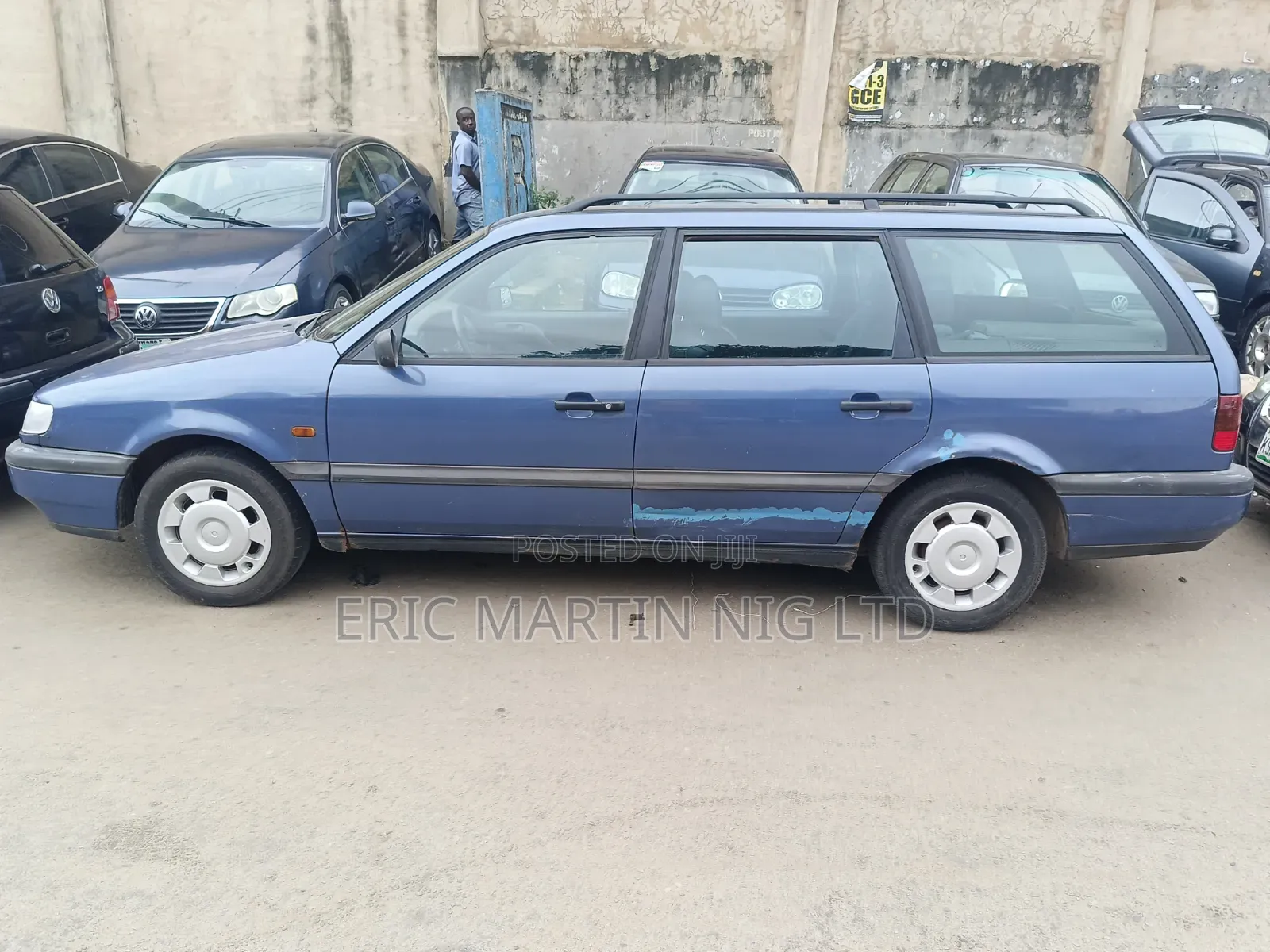 Volkswagen Passat 2000 Blue