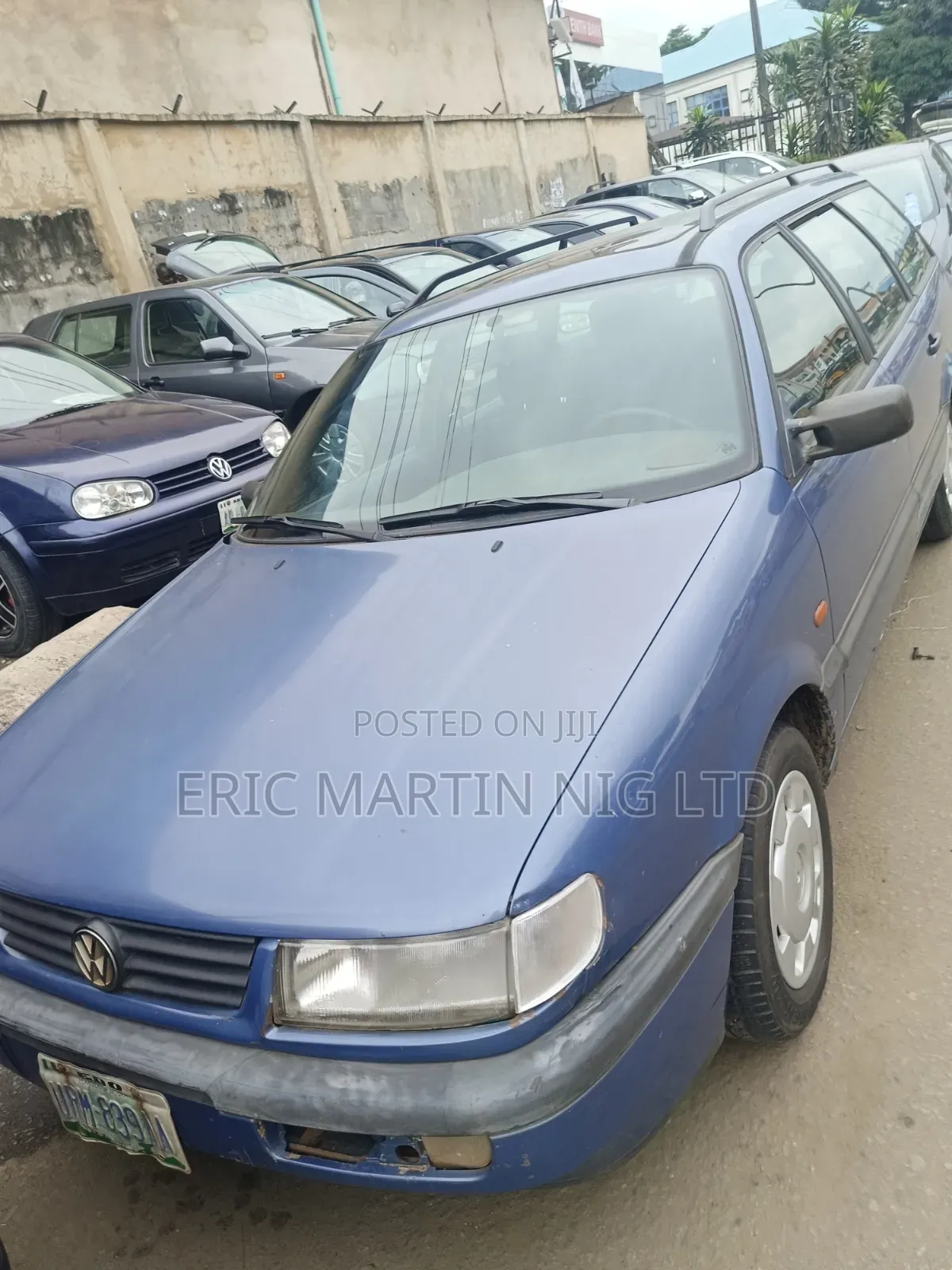 Volkswagen Passat 2000 Blue