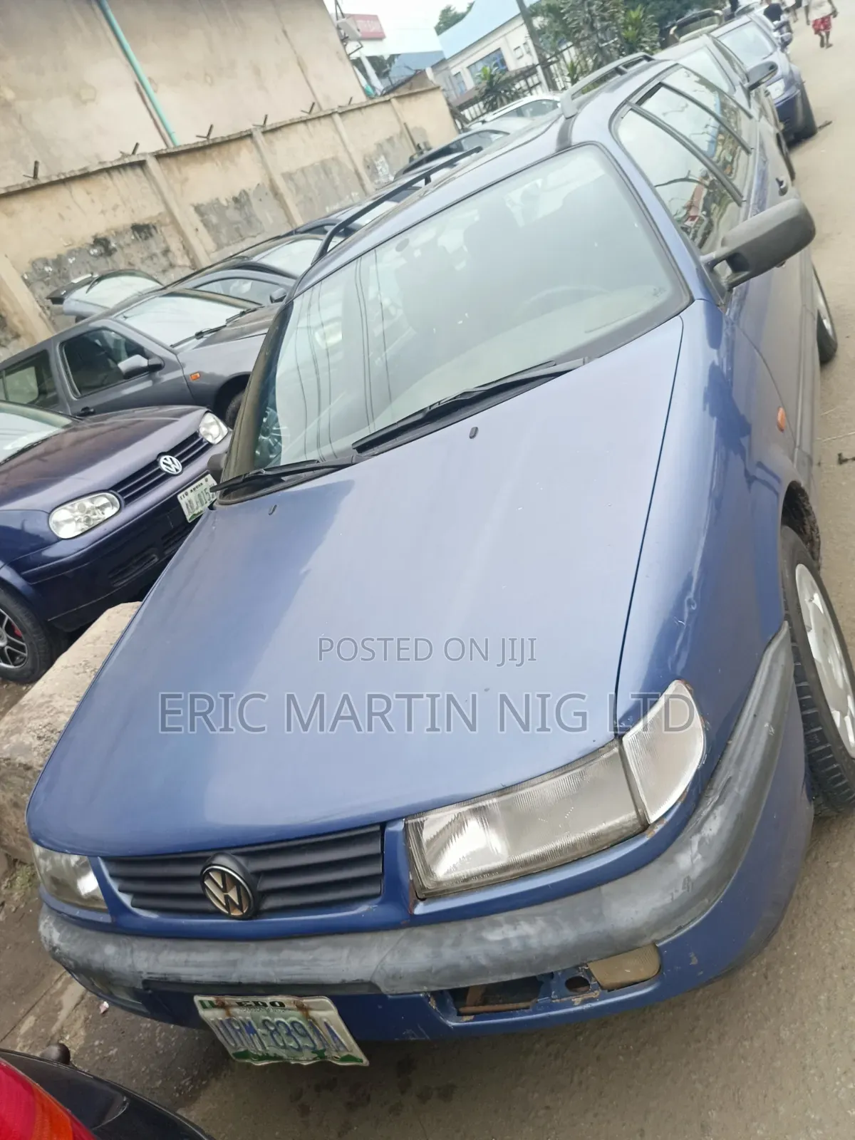 Volkswagen Passat 2000 Blue