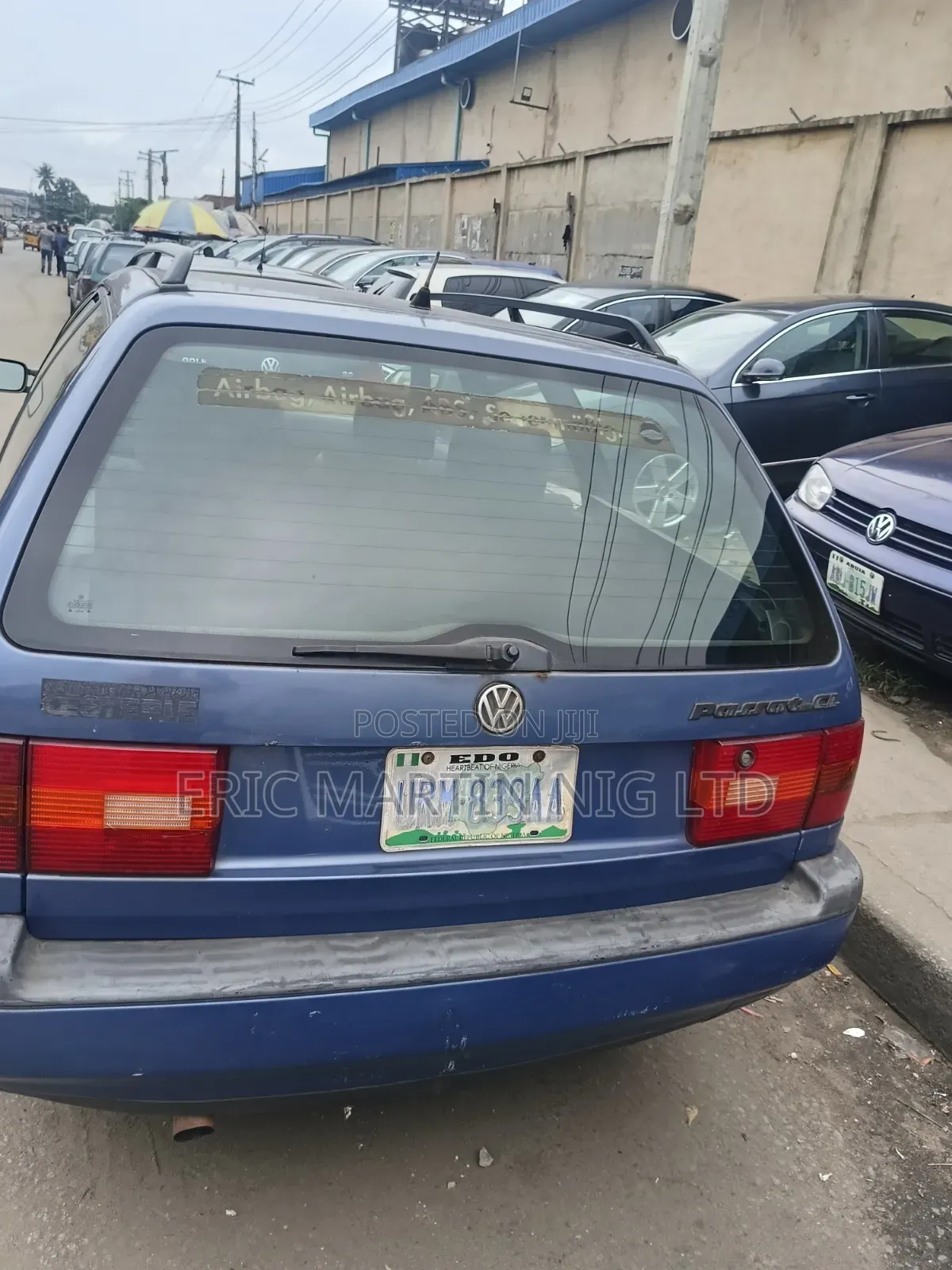 Volkswagen Passat 2000 Blue