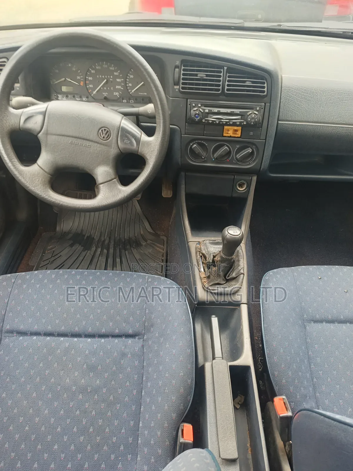 Volkswagen Passat 2000 Blue