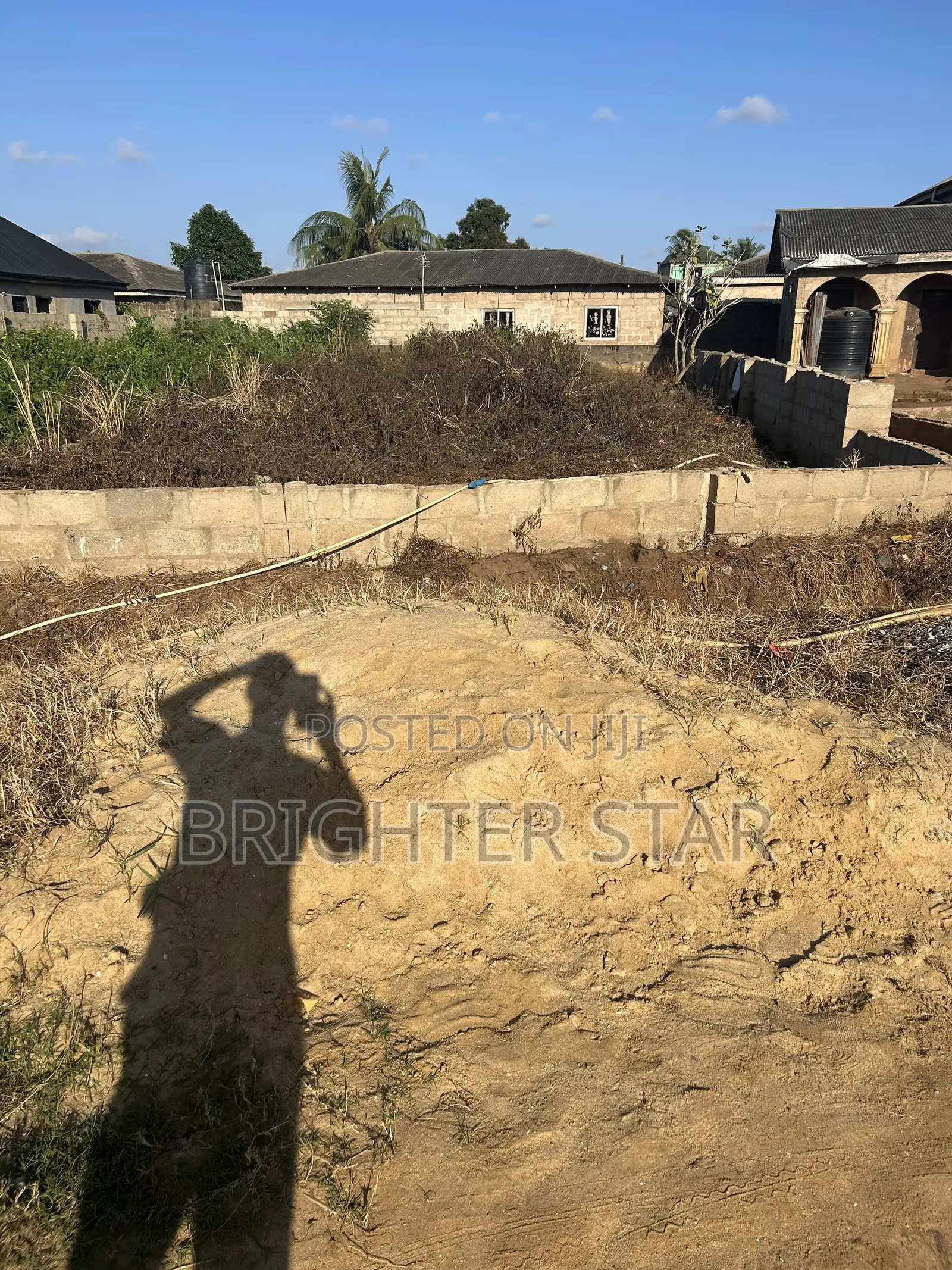 Half Plot Od Land