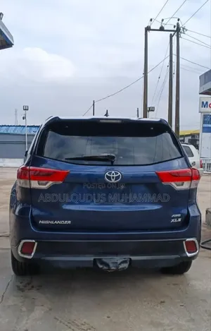 Toyota Highlander 2016 Blue
