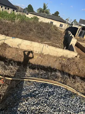 Half Plot Od Land