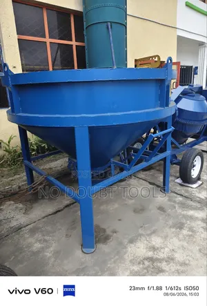 2000liters Concrete Bucket