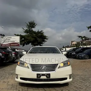 Lexus ES 2012 White