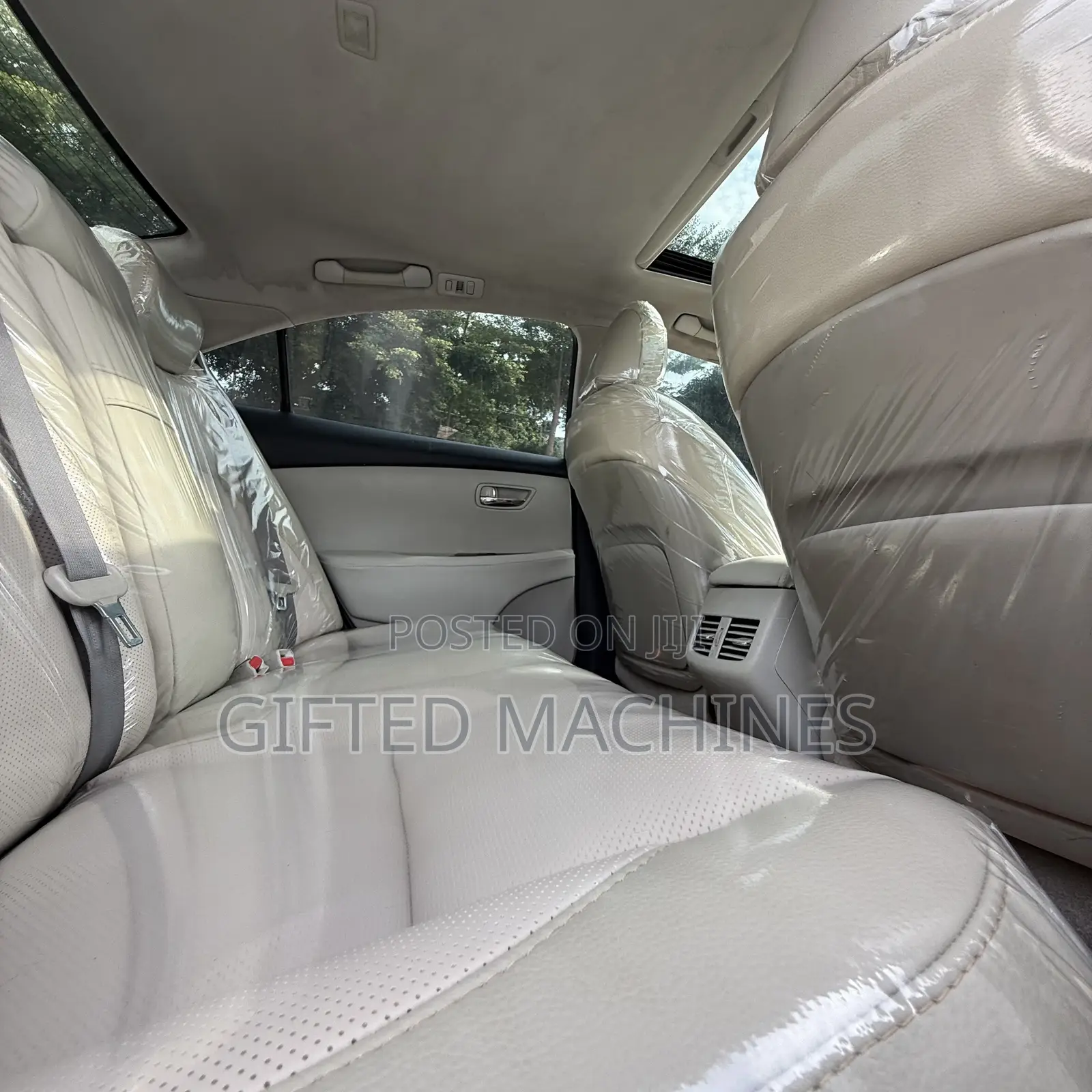 Lexus ES 2012 White