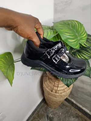 Princess Black Shoe