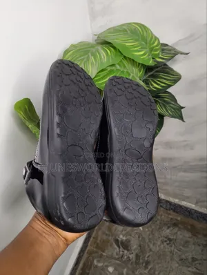 Princess Black Shoe