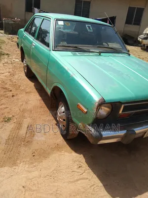 Nissan Sunny 1990 Green