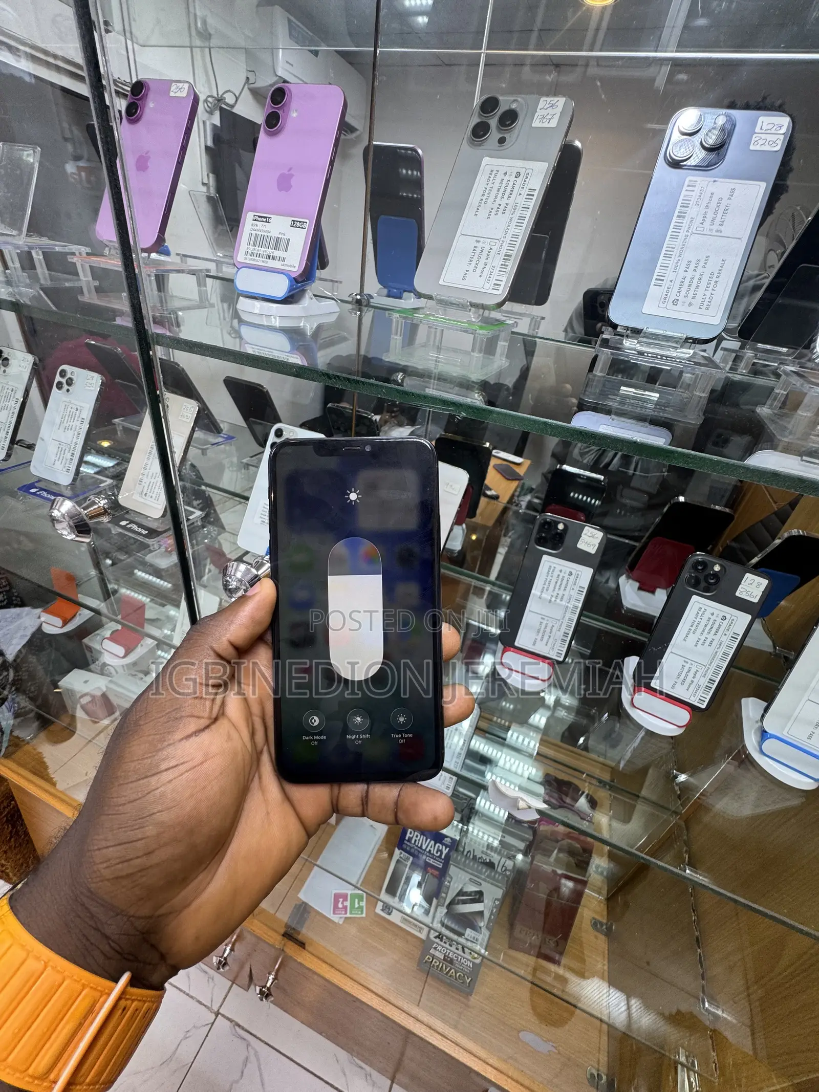 Apple iPhone 11 Pro Max 64 GB Black