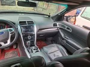 Ford Explorer 2011 Black