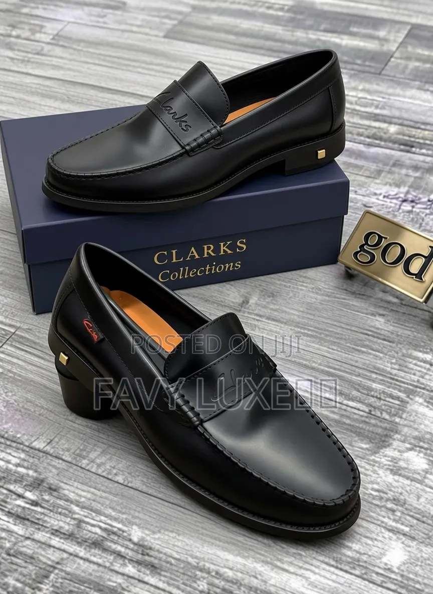 Clarks Noir Luxe Loafers