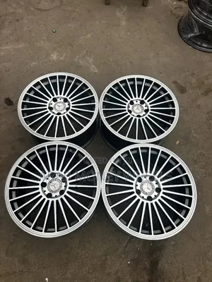 Multiple Spoke Designs Alloy Wheel  18 Inch