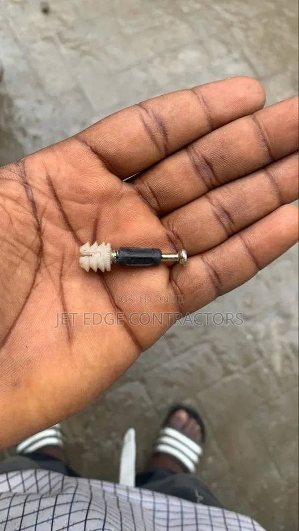Minifix Connector