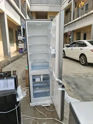 Hisense 264L Double Door Refrigerators RD-35DCB