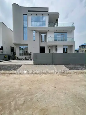 5bdrm Duplex in Lekki for sale