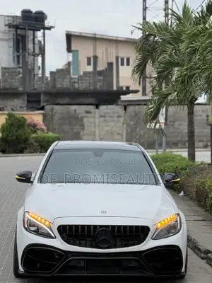 Mercedes-Benz C450 2016 White