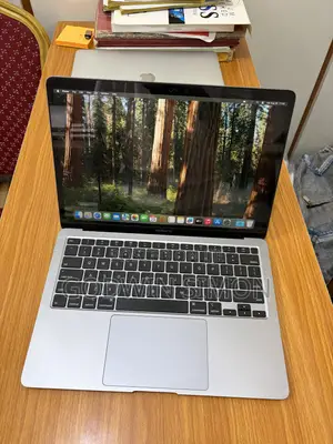 Laptop Apple MacBook Air 2020 8GB Intel Core i3 SSD 256GB