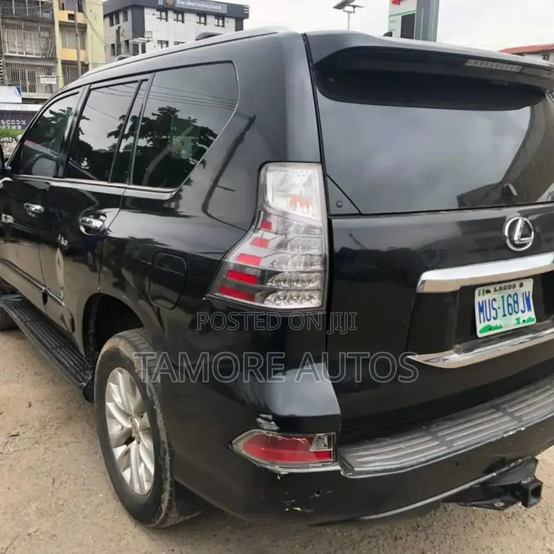 Lexus GX 460 2012 Black
