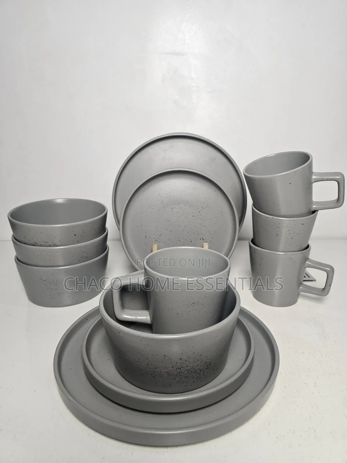16-Piece Grey Dinnerware Set