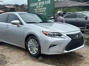 Lexus ES 2016 Silver