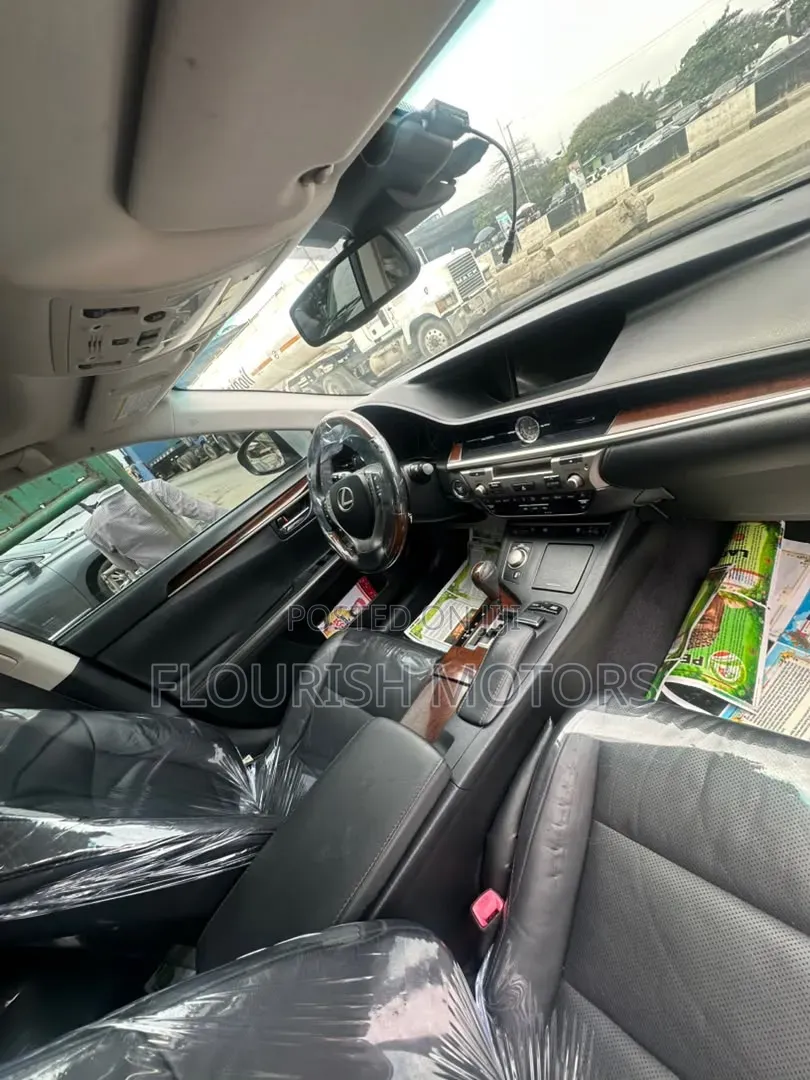 Lexus ES 2016 Silver