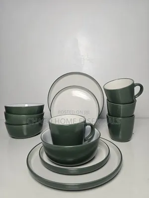 16-Piece Sage Green (White Interior)Dinnerware Set