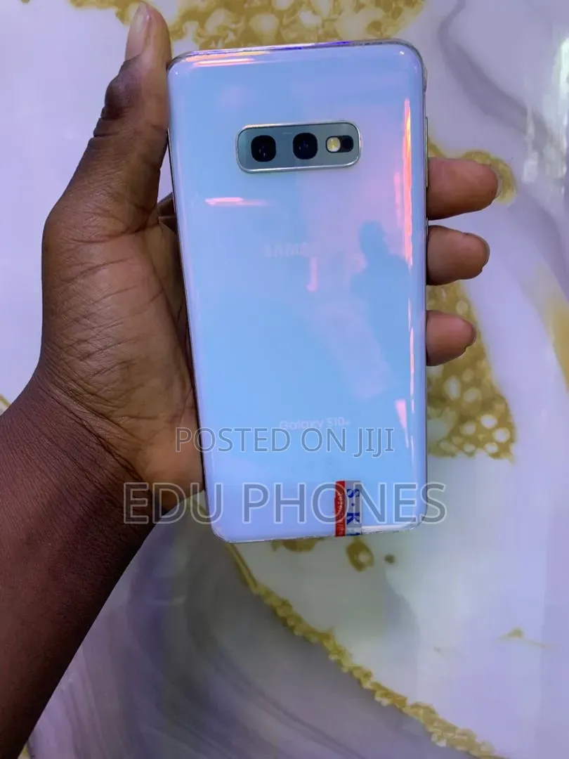 Samsung Galaxy S10e 128 GB Blue