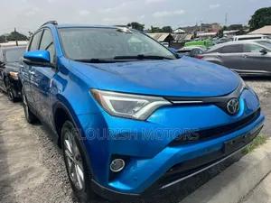 Toyota RAV4 2016 Blue