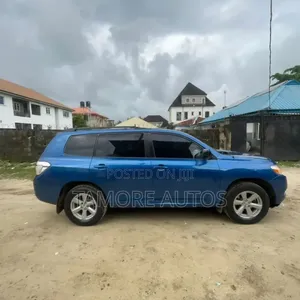 Toyota Highlander 2009 Blue