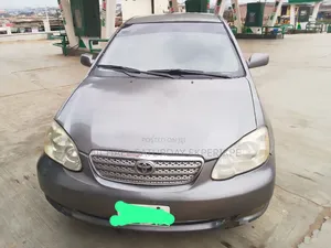 Toyota Corolla LE 2005 Brown