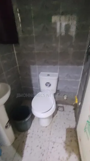 1bdrm Block of Flats in Garki for rent