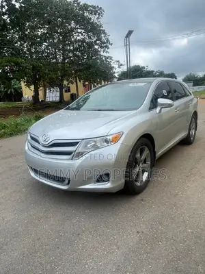 Toyota Venza XLE 4dr Wagon (3.5L 6cyl 6A) 2014 Silver