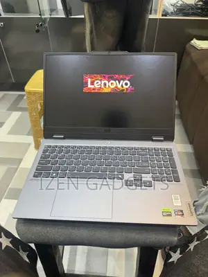 Laptop Lenovo LOQ 15ARP9 16GB AMD Ryzen 7 SSD 512GB