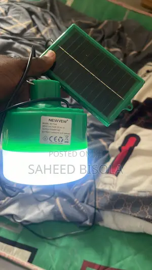 Newvew Solar Bulb. Good Condition