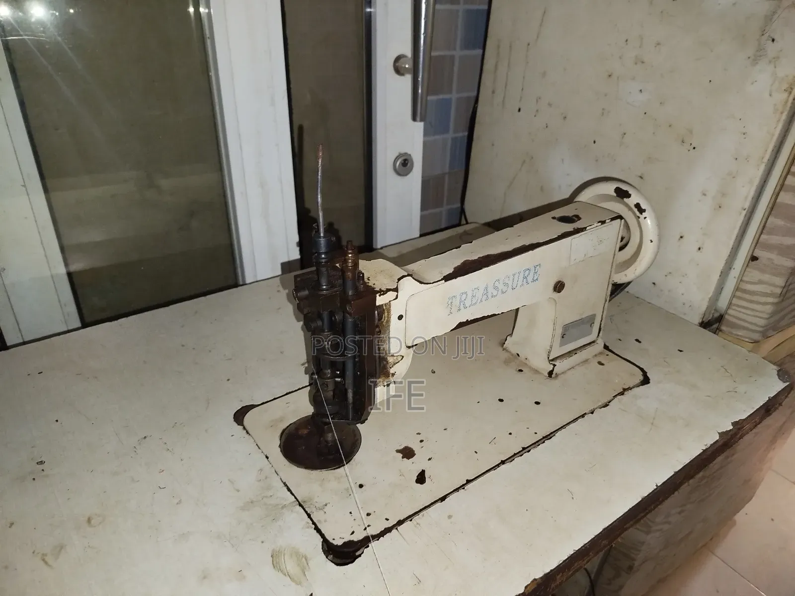 Tinko Industrial Sewing Machine
