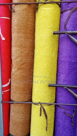 High Quality Gray Colour Wall to Wall Rug