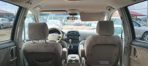 Toyota Sienna LE AWD 2005 Gold