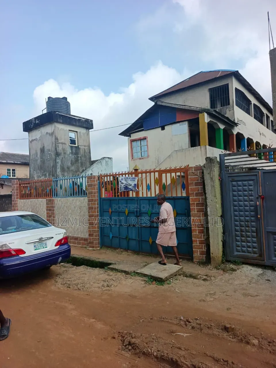 Sharp and Beautiful School for Sale