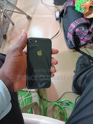 Apple iPhone 8 64 GB Black