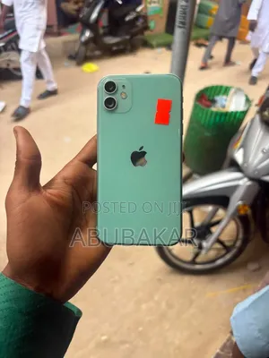 Apple iPhone 11 128 GB Gray