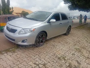 Toyota Corolla 2009 Silver