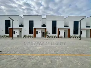 3bdrm Townhouse/Terrace in Ajah for sale