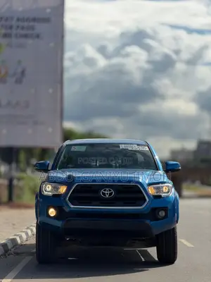 Toyota Tacoma 2017 Blue