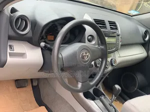 Toyota RAV4 2008 Green