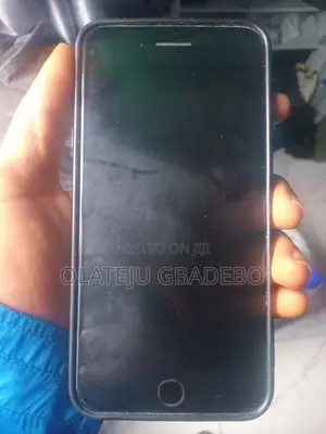 Apple iPhone 7 Plus 32 GB Black