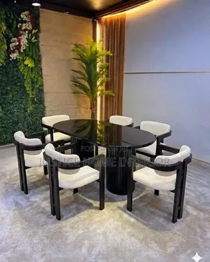 Modern Dinning Table and Chairs